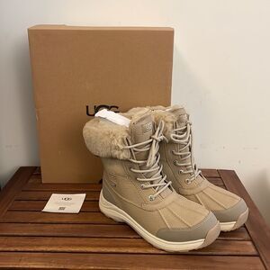UGG Adirondack III Boot Mustard Seed USA Women Size 7.5/UK 5.5/EU 38.5(MSRP$250)